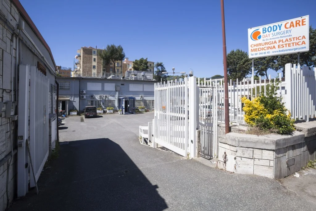 Rinoplastica Salerno clinica-mastoplastica-additiva-caserta Clinica Rinoplastica Salerno  